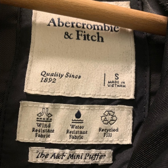 Abercrombie & Fitch mini puffer - Picture 4 of 5